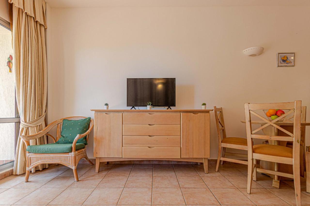 797 Holiday Rentals- Precioso Piso Con Vistas Al Jardin En Benalbeach Беналмадена Екстериор снимка